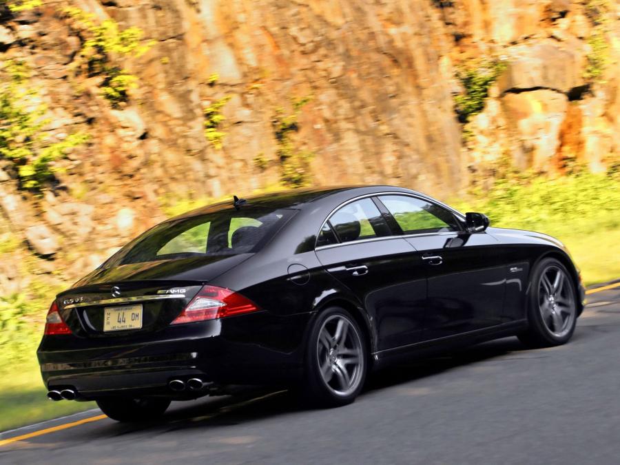  Mercedes-Benz CLS63 AMG 2008 года  (US) (фото 15 из 22)